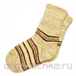 Шерстяные вязаные носки с орнаментом