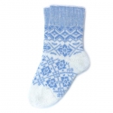 Вязаные шерстяные носки с оригинальным зимним рисунком