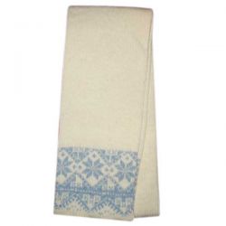 Белый вязаный шерстяной шарф с голубым орнаментом