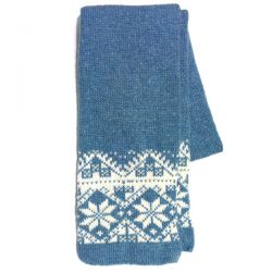 Вязаный шерстяной шарф со снежинками